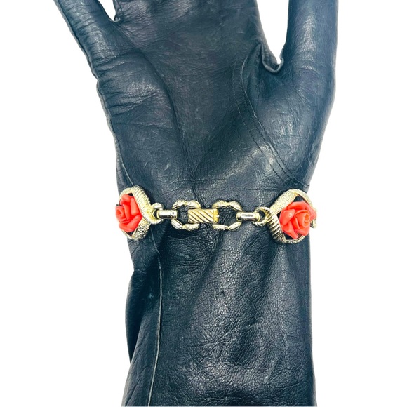 Sarah Coventry Mid Century 1960s Fashion Necklace and Bracelet Set Coral Roses - Picture 12 of 13